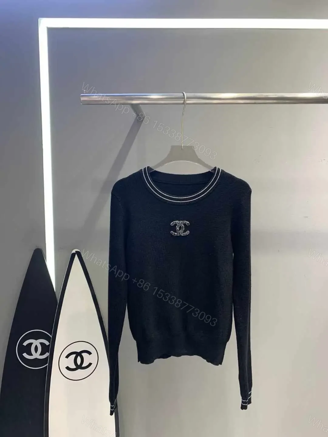 CHANEL — view 1