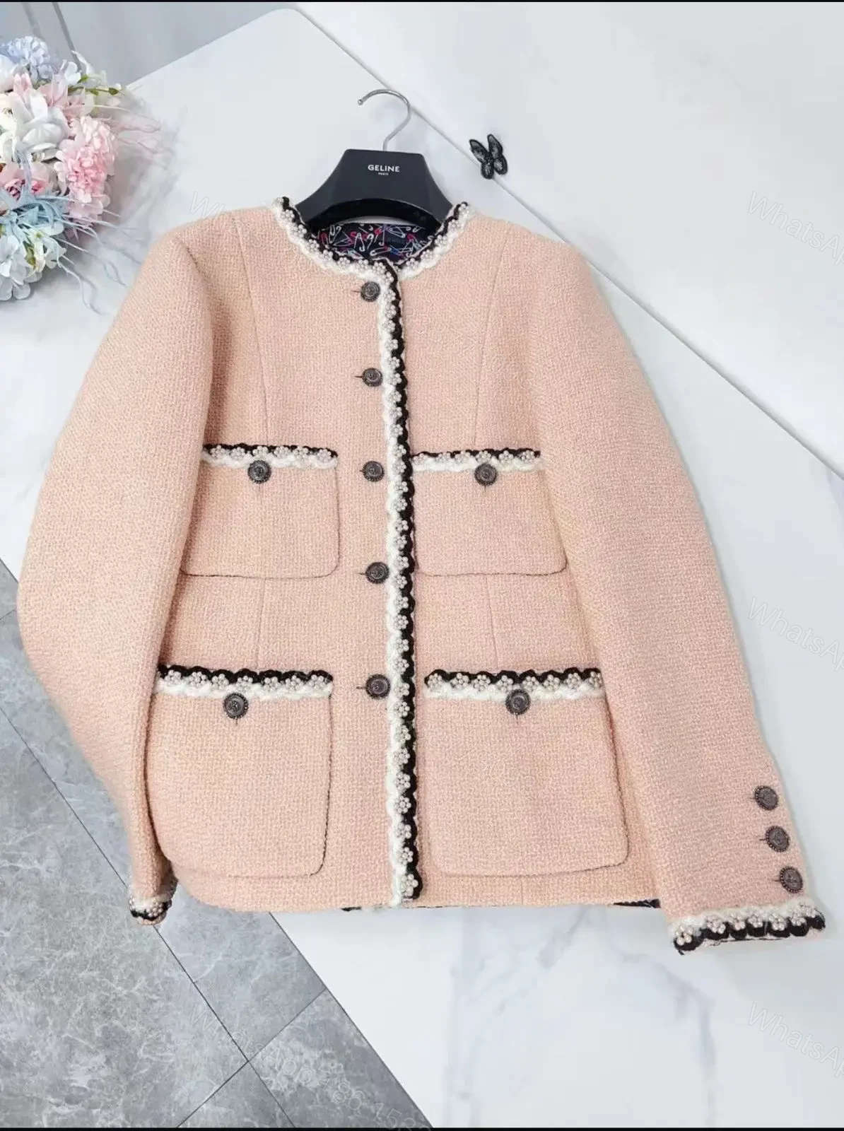 CHANEL — view 1