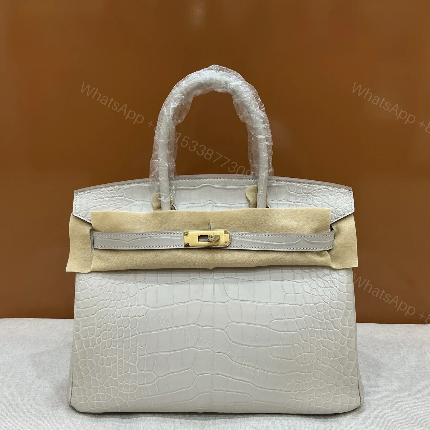 Hermes 高仿 女款 Birkin 鱷魚紋手提包 奶油白經典款 — view 1