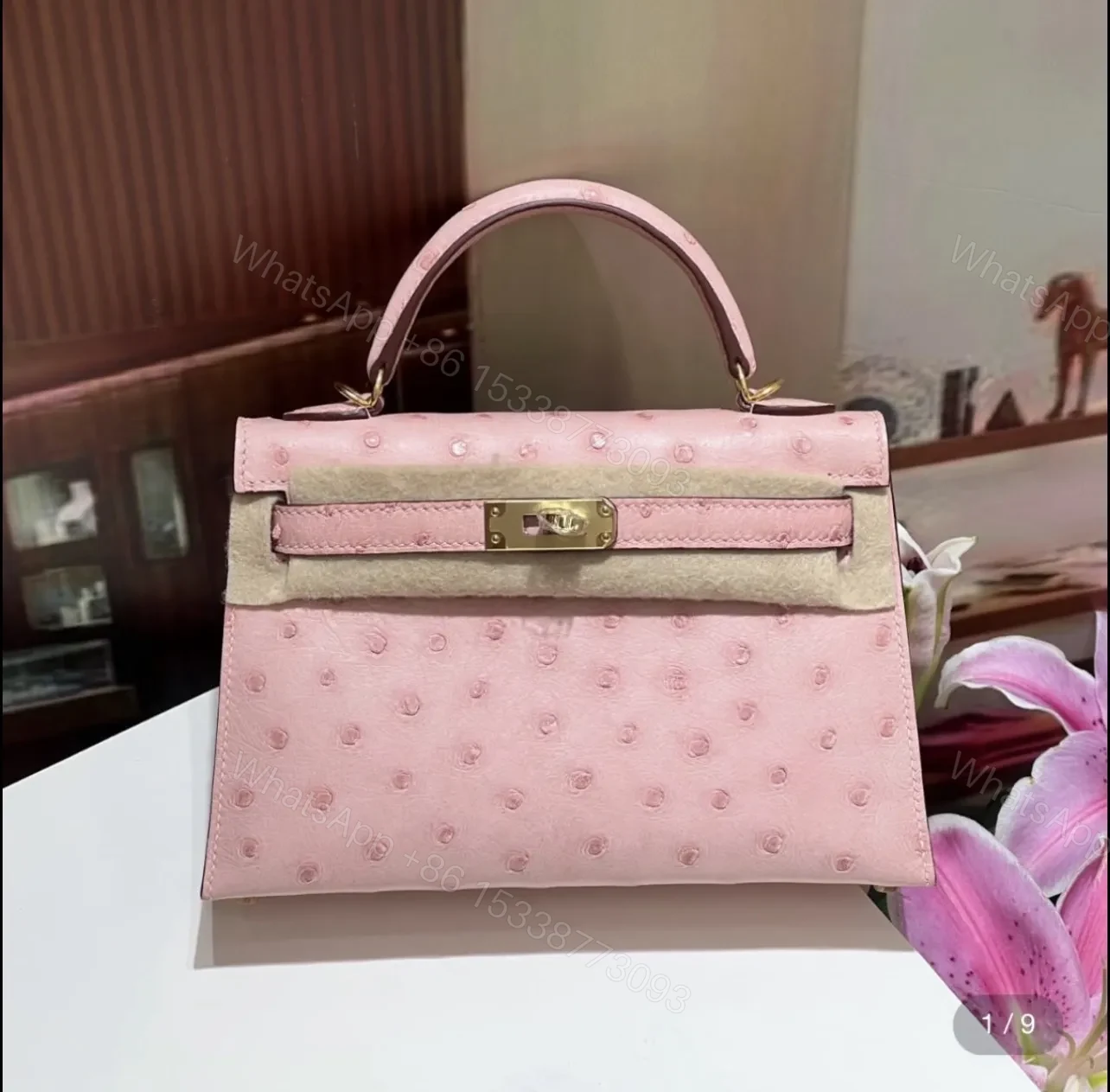 Hermès Mini Kelly in Pink Ostrich leather — view 1