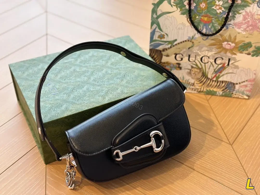 GUCCI — view 1
