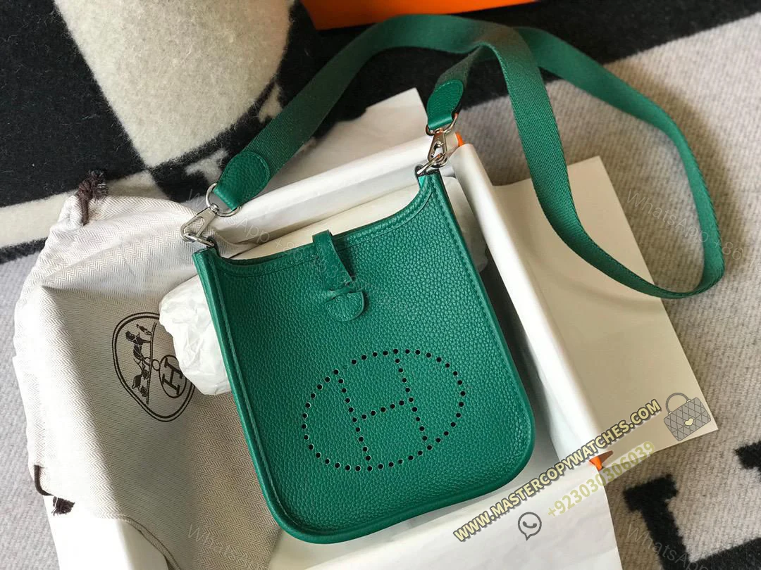 Hermes Evelyne III Mini Bag in Green — view 1