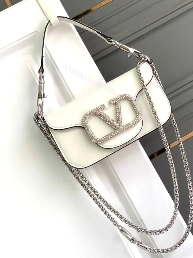 VALENTINO — view 1