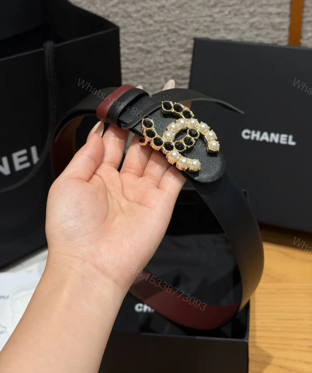 Chanel A貨珍珠黑寶石雙色CC扣牛皮皮帶黑色 — view 1