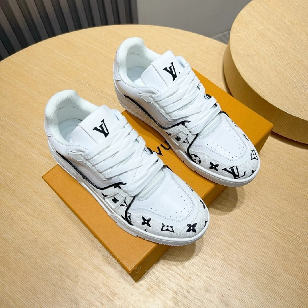 LV A貨白色運動鞋 Monogram塗鴉圖騰 高街感厚底潮鞋 — view 1