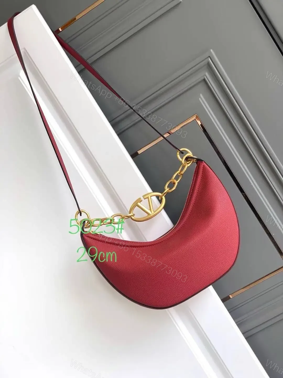 VALENTINO — view 1