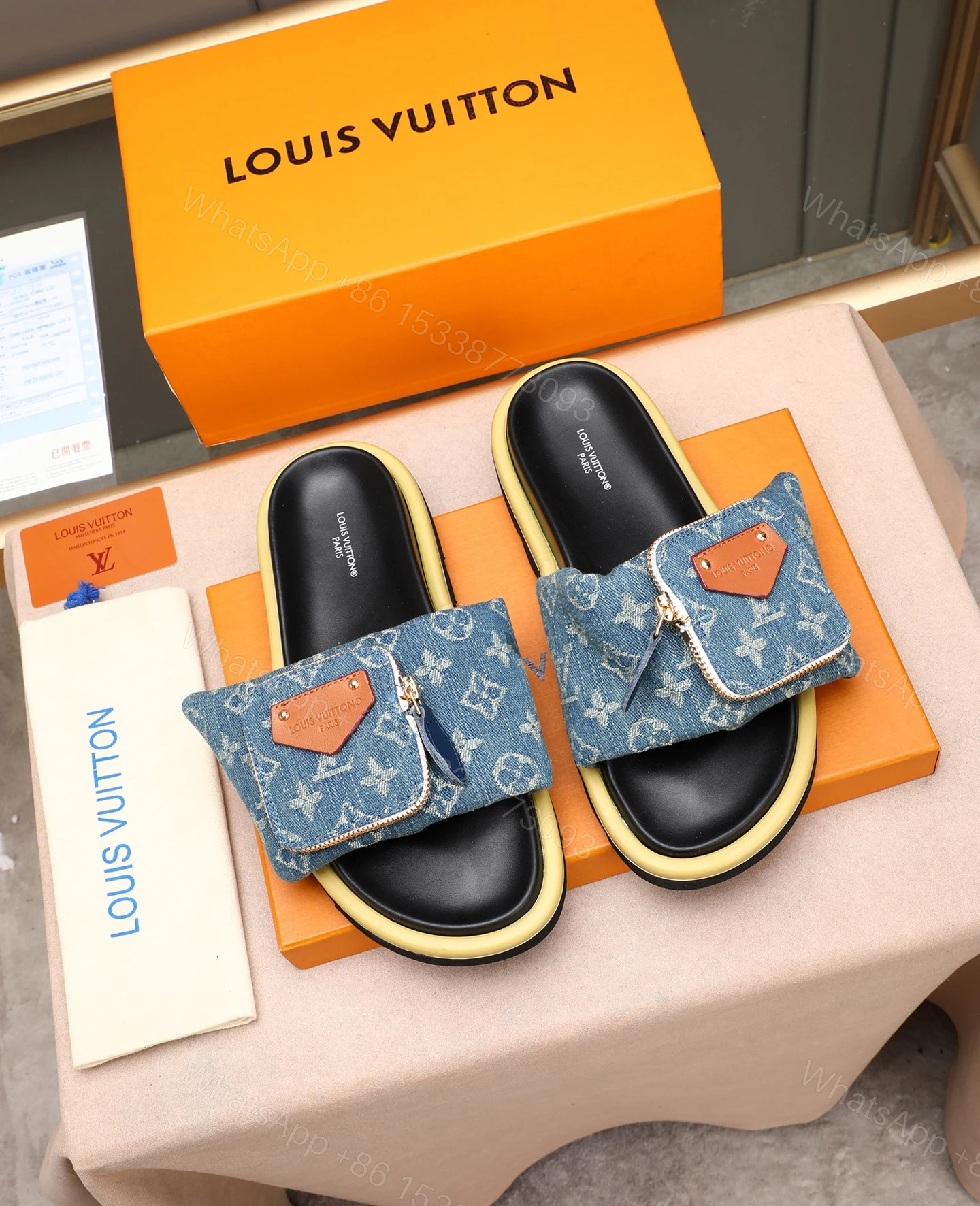 LV 一比一 男款 丹寧Monogram口袋拖鞋 牛仔藍設計 潮流個性款 — view 1
