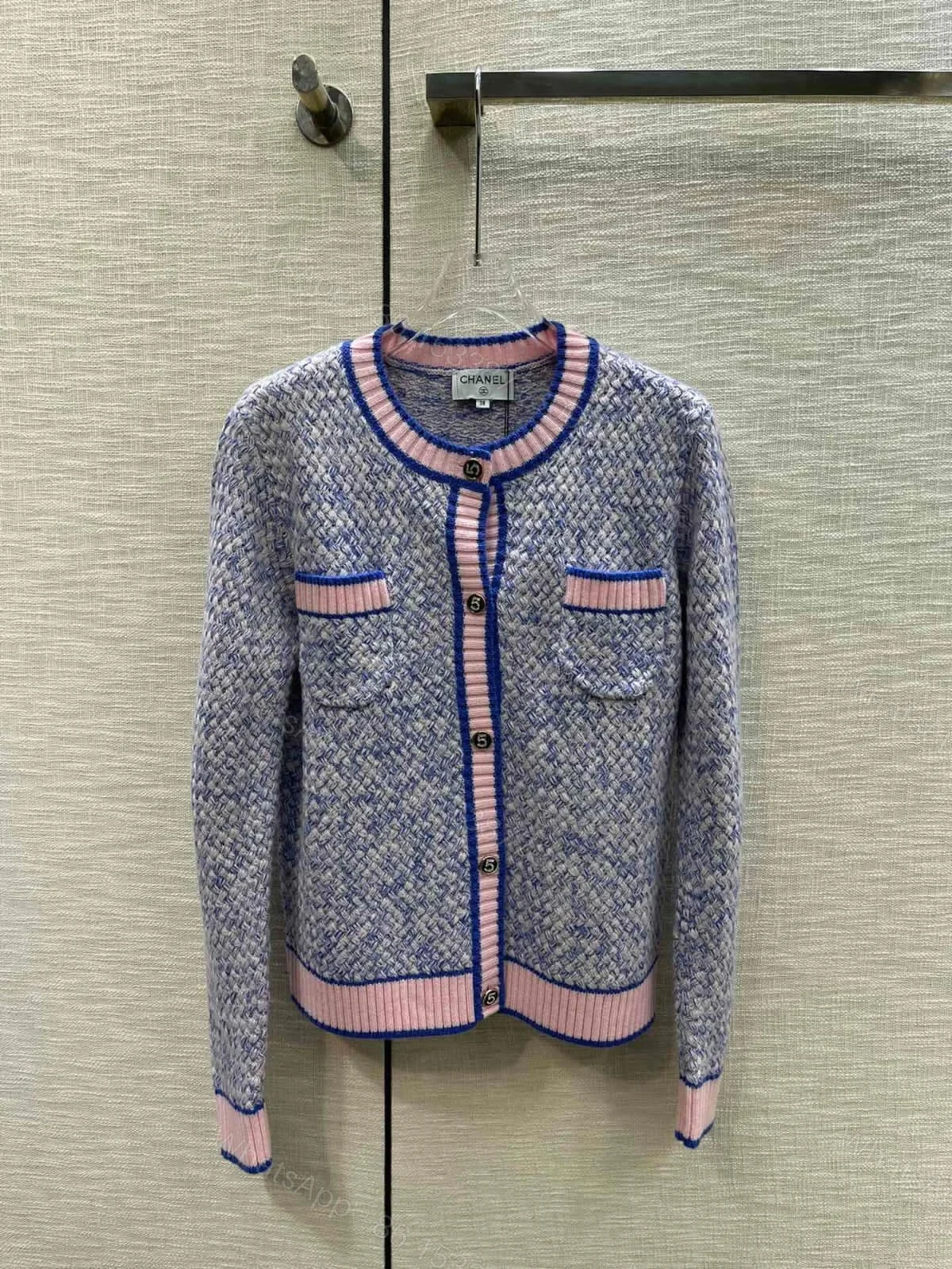 CHANEL — view 1