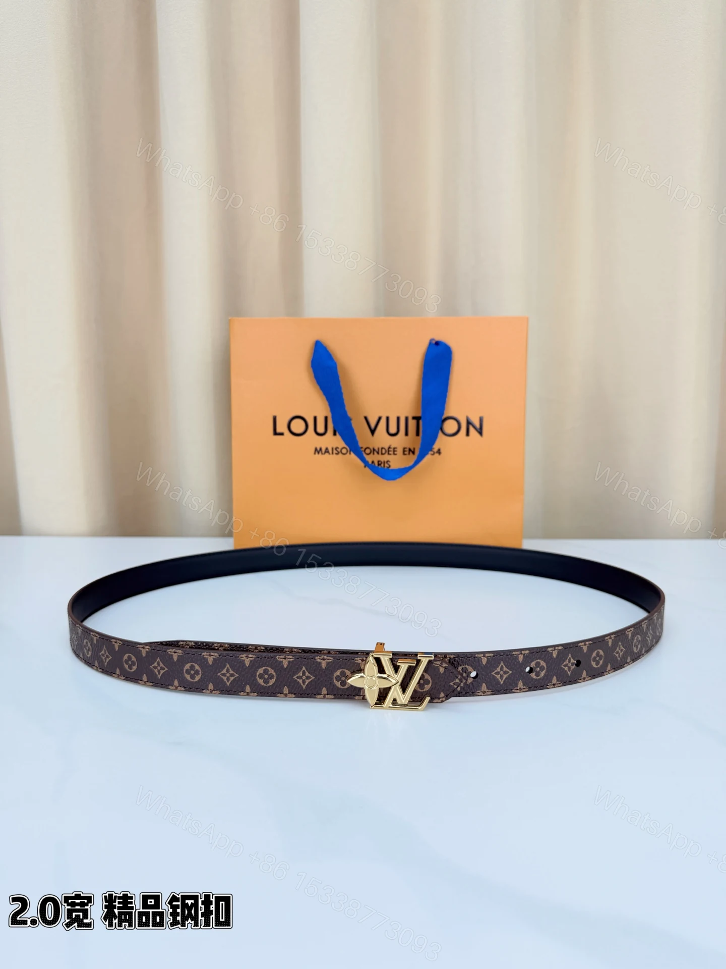 LV 高仿女款 Monogram 細版金扣腰帶 百搭氣質款 — view 1