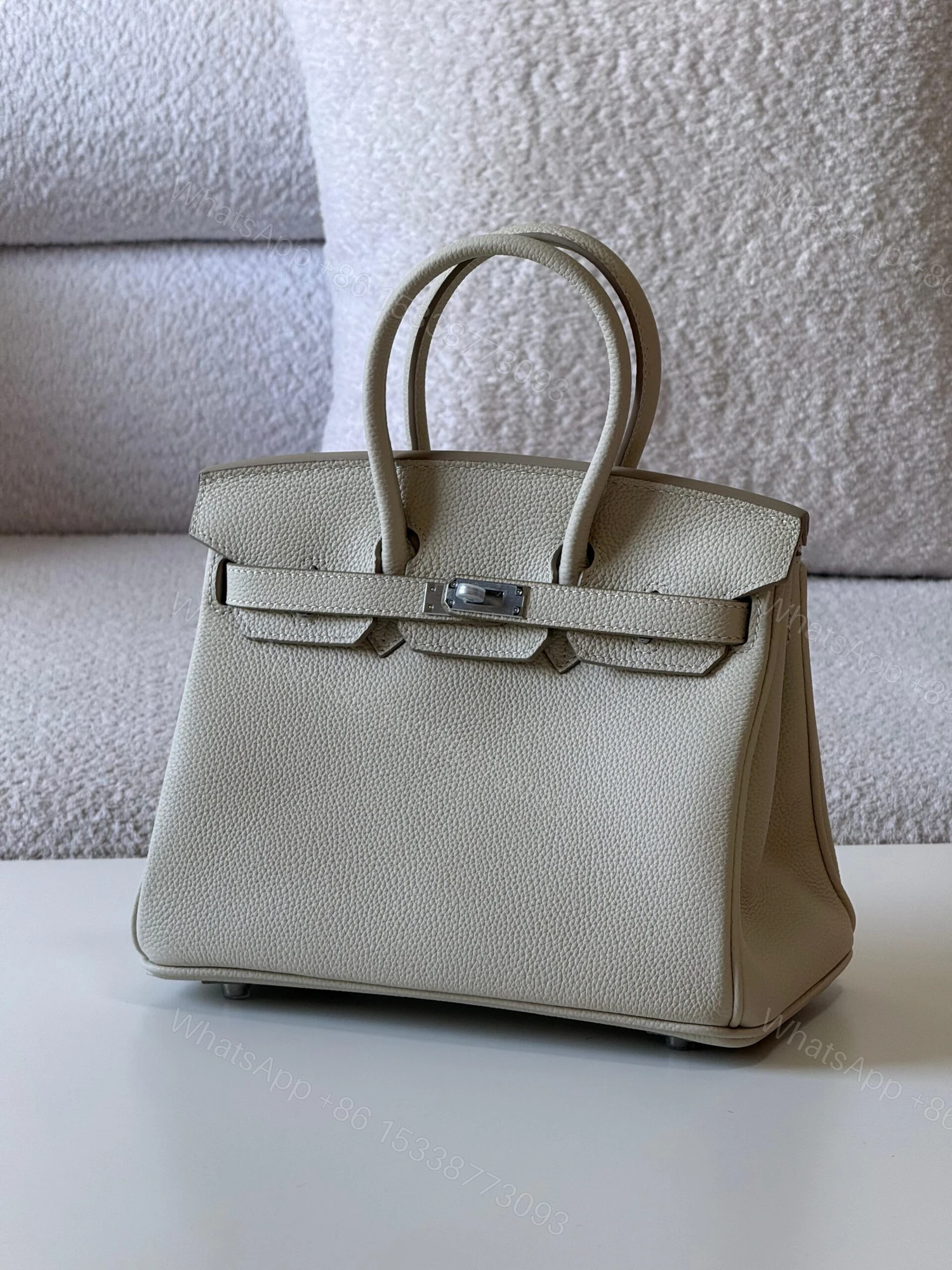 Hermès Birkin 25 bag in Togo leather — view 1