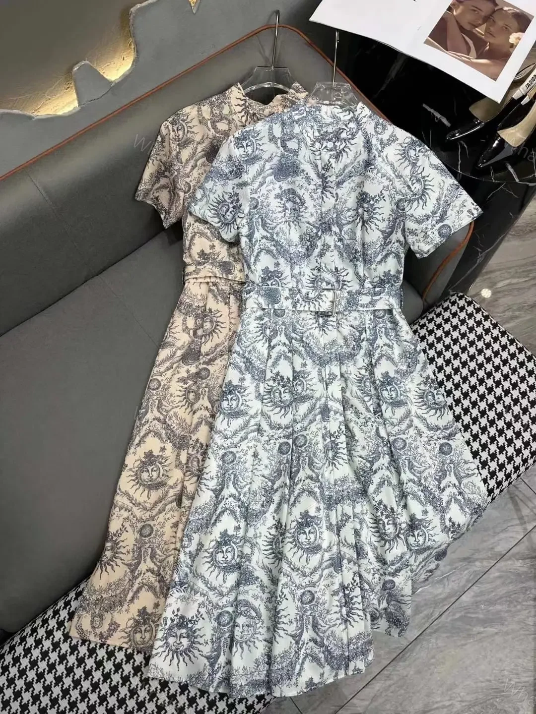 DIOR — view 1