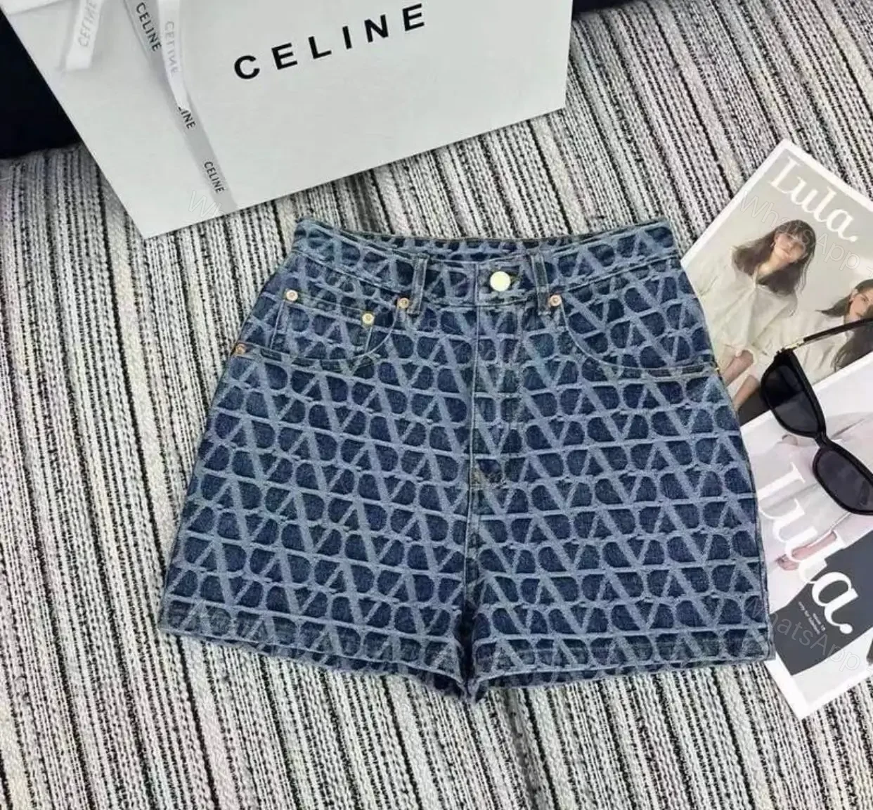 VALENTINO — view 1