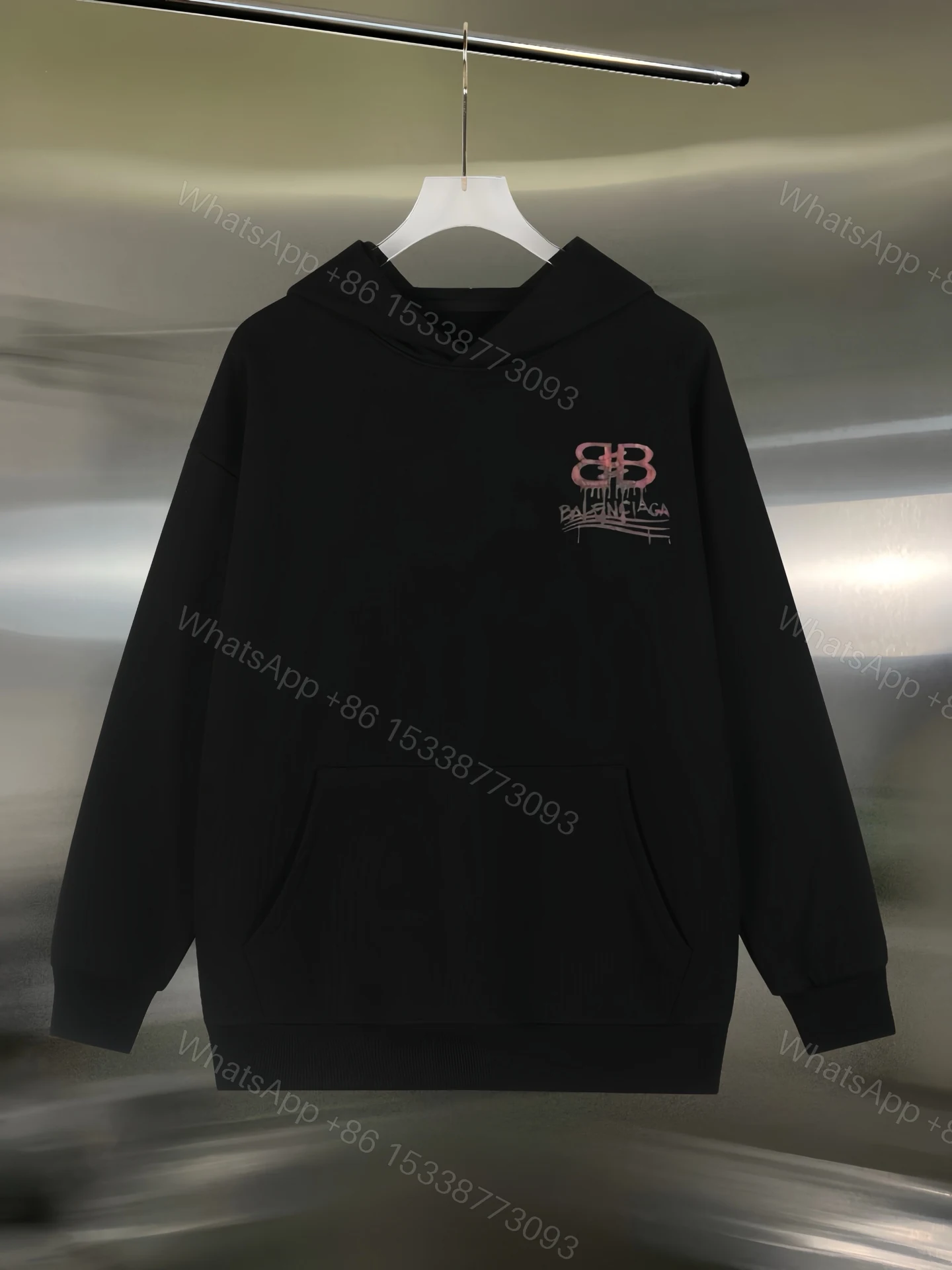 Balenciaga高仿連帽衛衣男款黑色塗鴉雙B字樣潮感印花款 — view 1