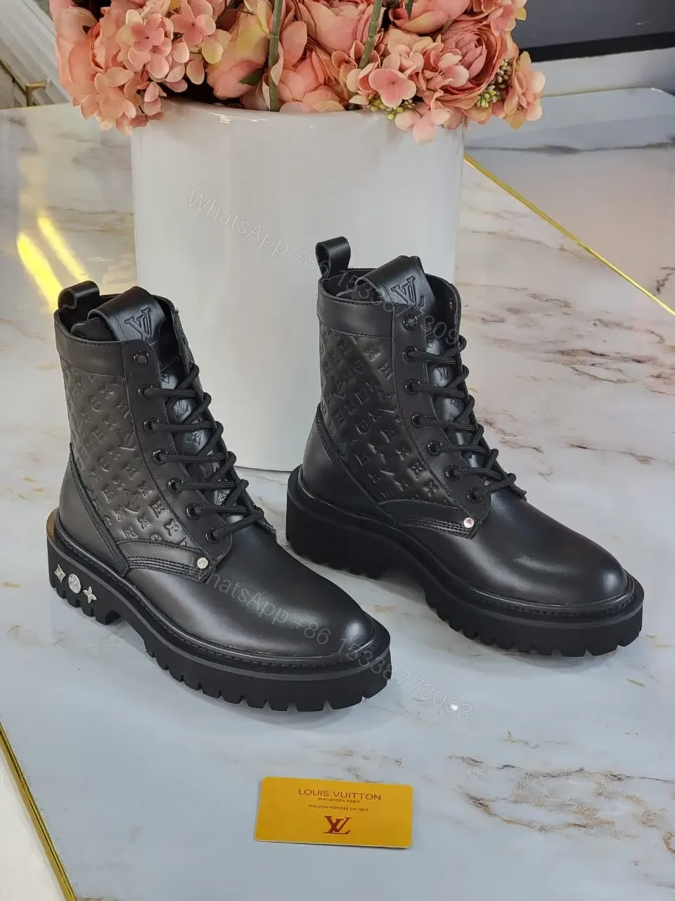 LOUIS VUITTON — view 1