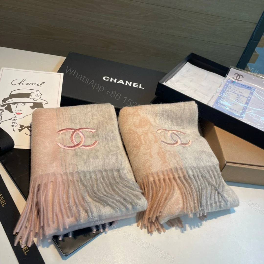 Chanel A貨圍巾粉橘漸層流蘇雙C刺繡輕奢柔感設計款 — view 1