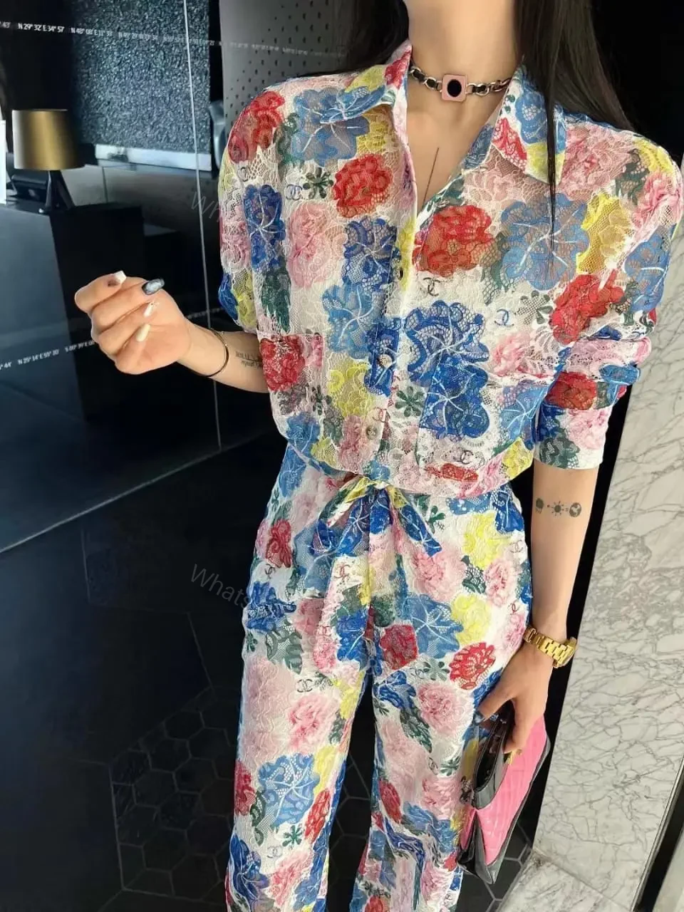 CHANEL — view 1