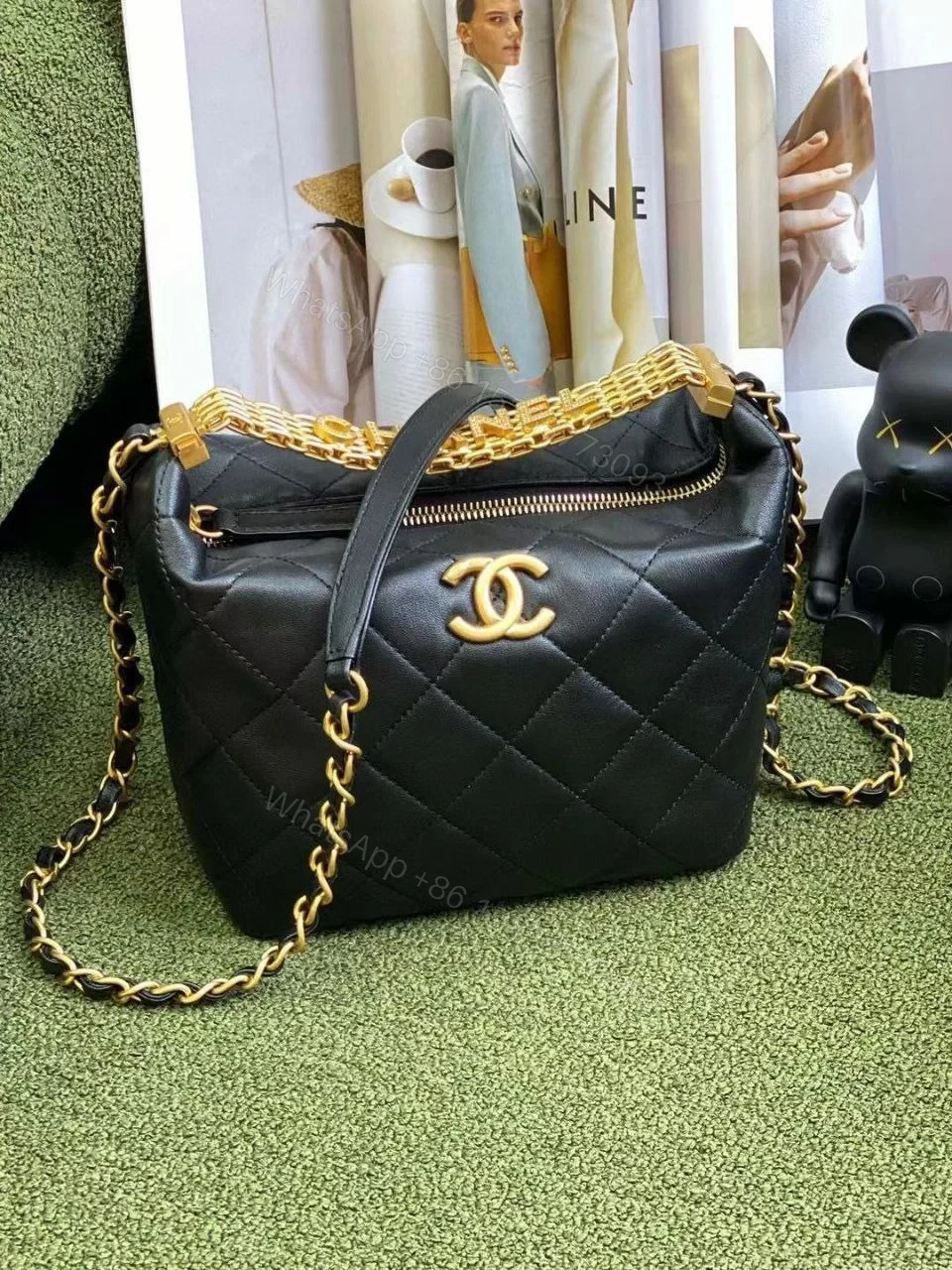 CHANEL Hobo Handy Crossbody Bag — view 1
