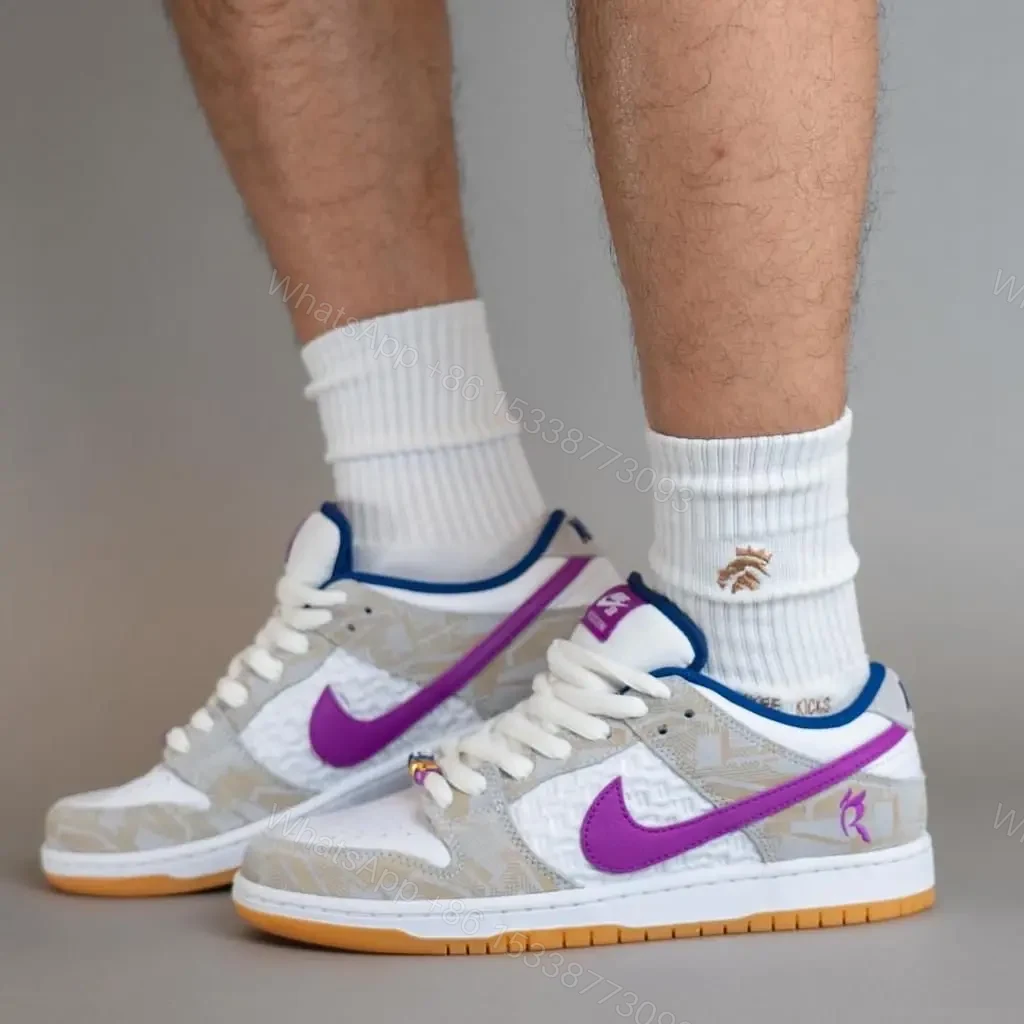 RAVSSA LEAL X NIKE SB DUNK LOW — view 1