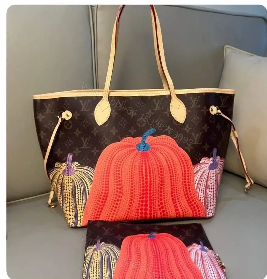 LOUIS VUITTON — view 1