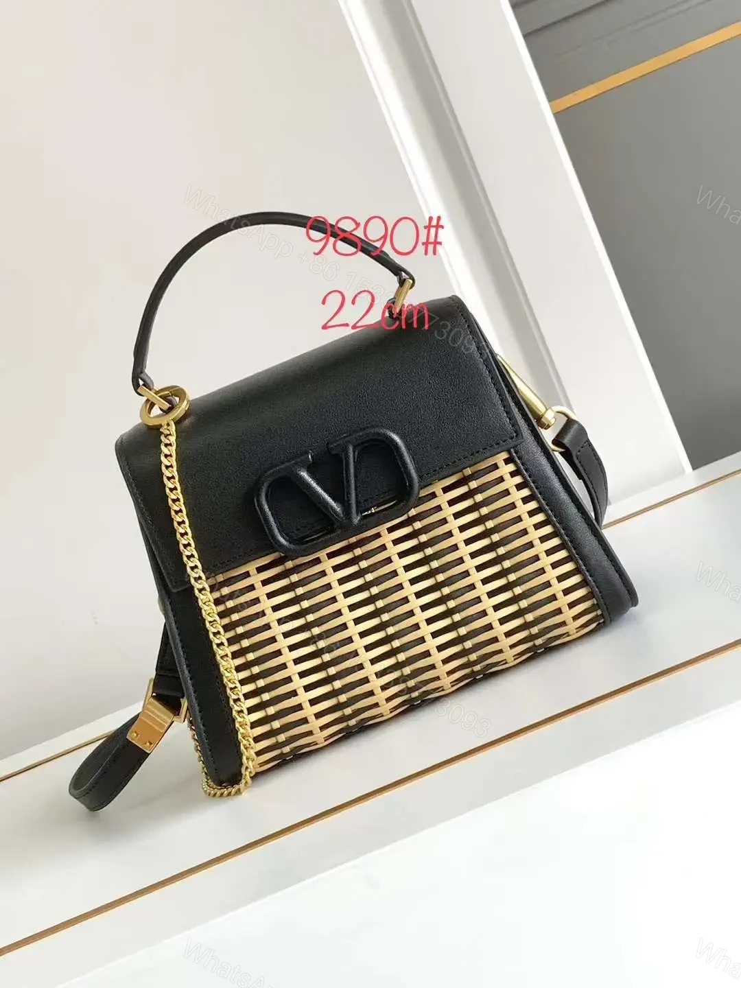 VALENTINO — view 1