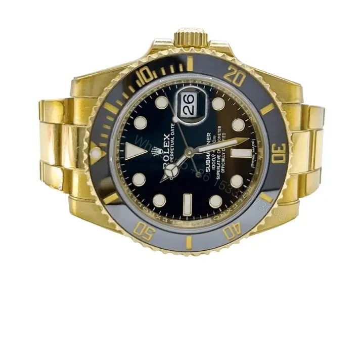 Mint 2020/03 Rolex Submariner Date Yellow Gold — view 1