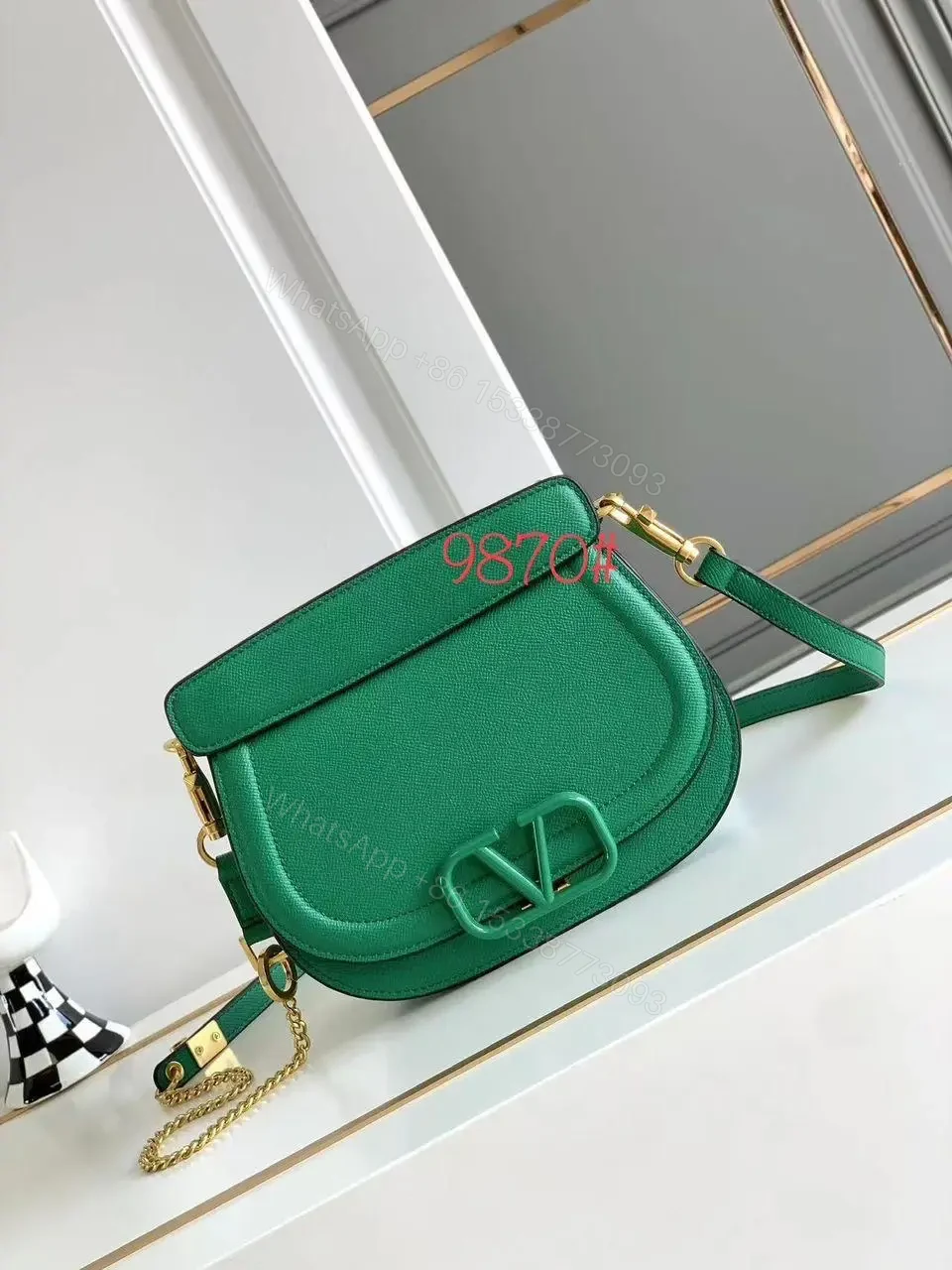 VALENTINO — view 1