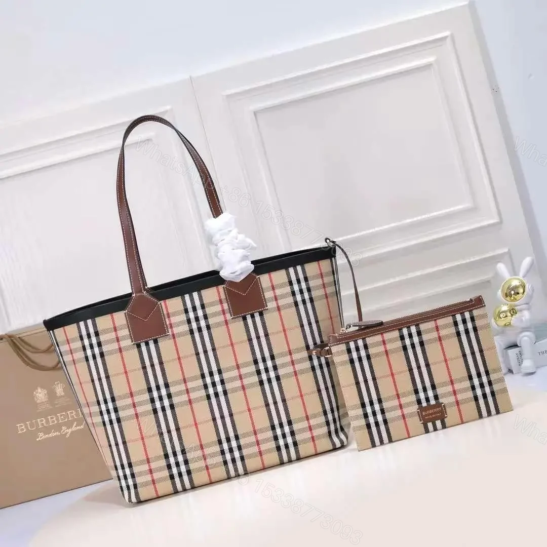 BURBERRY — view 1