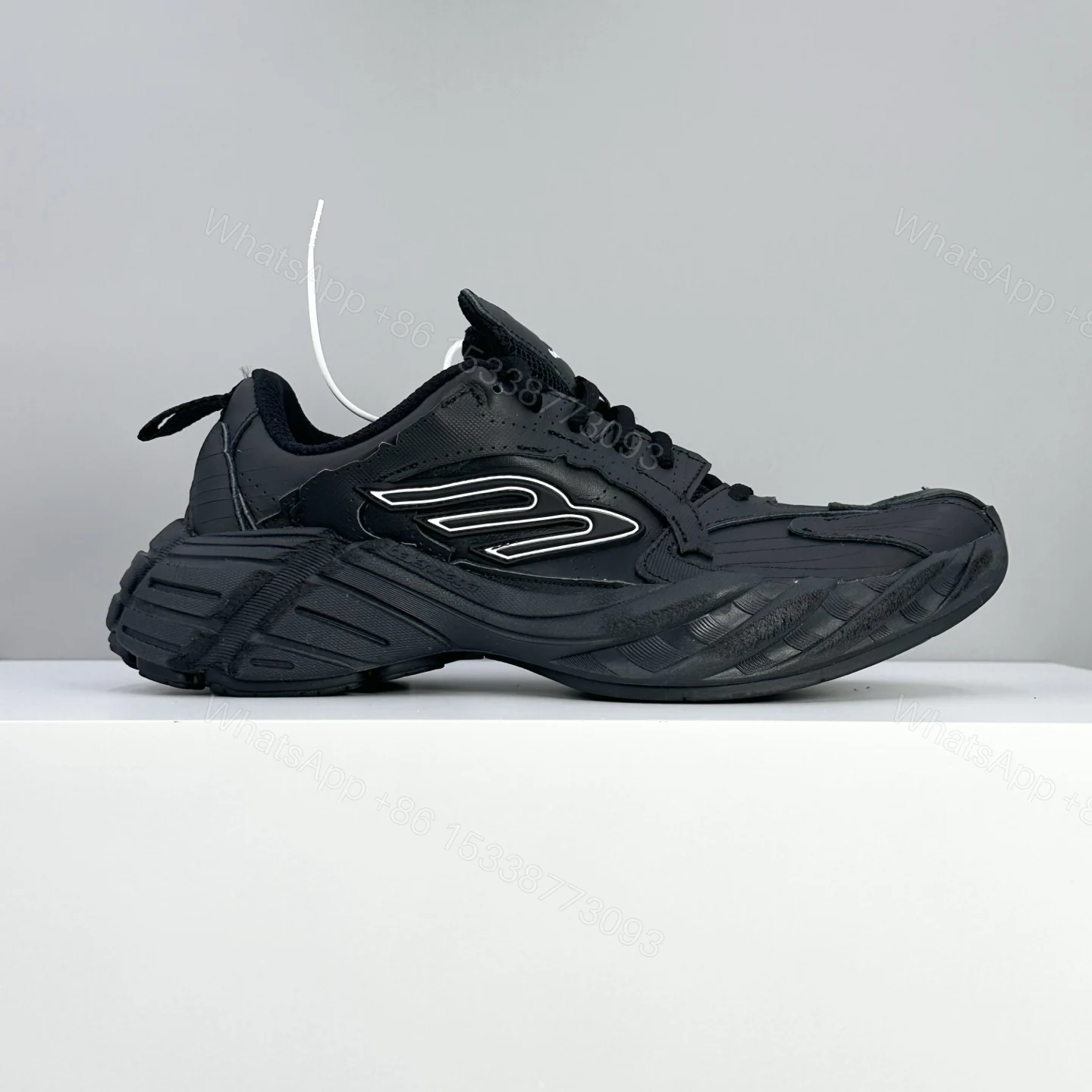 Balenciaga 一比一復刻老爹鞋 全黑皮革男款 潮流經典造型回歸 — view 1