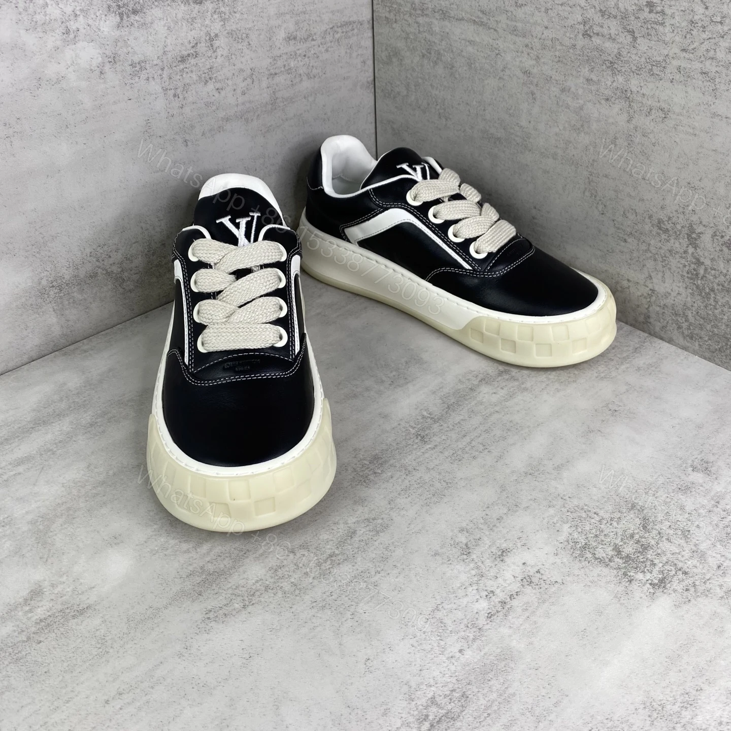 LV 原單 Trainer Maxi 拼色厚底運動鞋 深藍白配色 — view 1