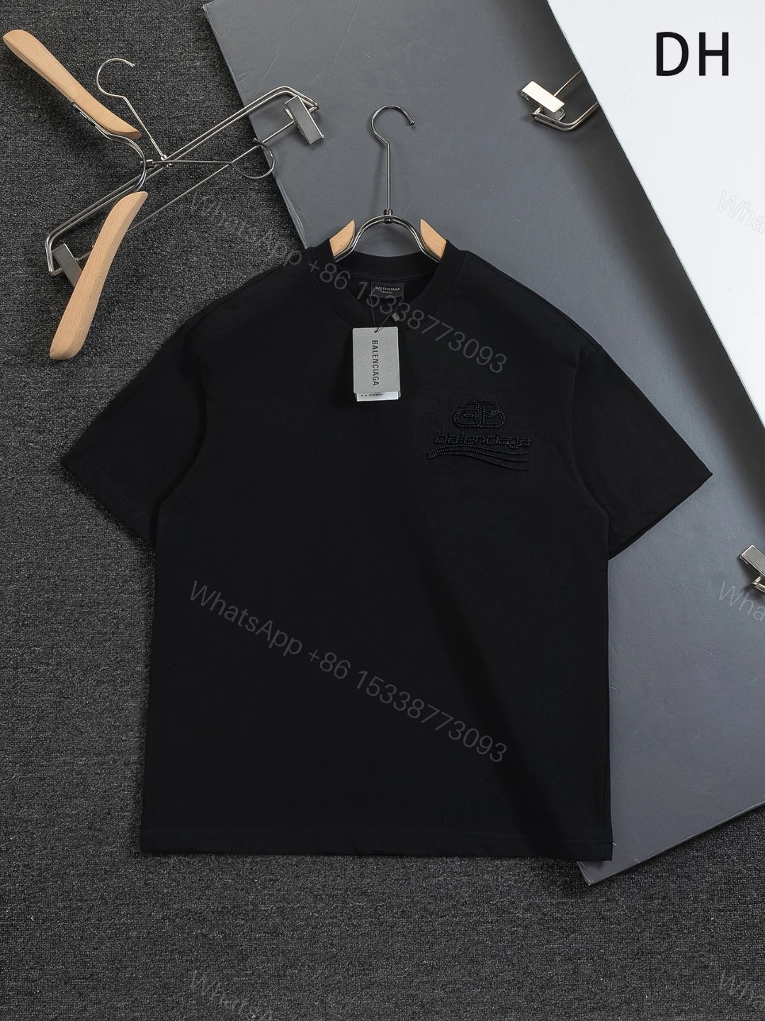 Balenciaga 高仿 男款 做舊水洗字母LOGO短袖T恤 復古潮流款 — view 1