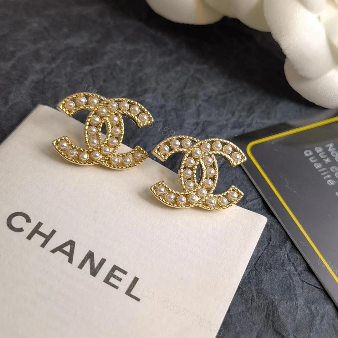 Chanel 原單 女款彩寶拼接耳環 復古華麗設計時尚款 — view 1