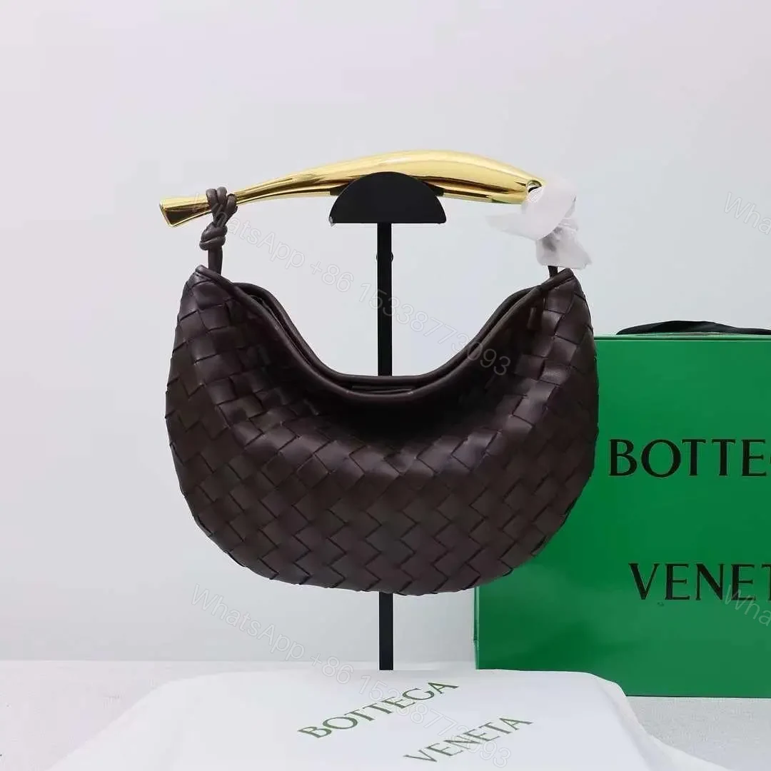 BOTTEGA — view 1