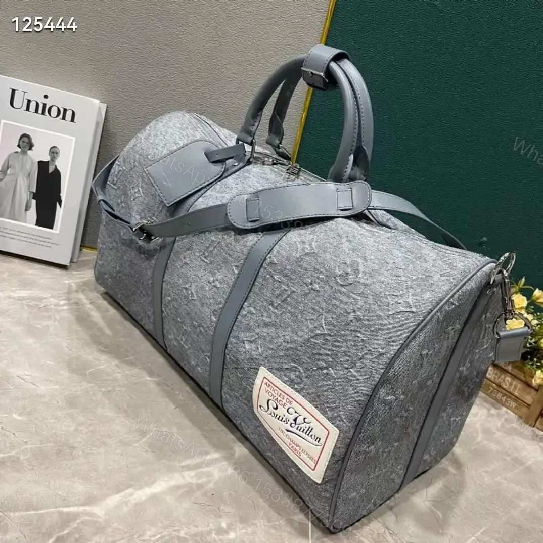 LOUIS VUITTON — view 1
