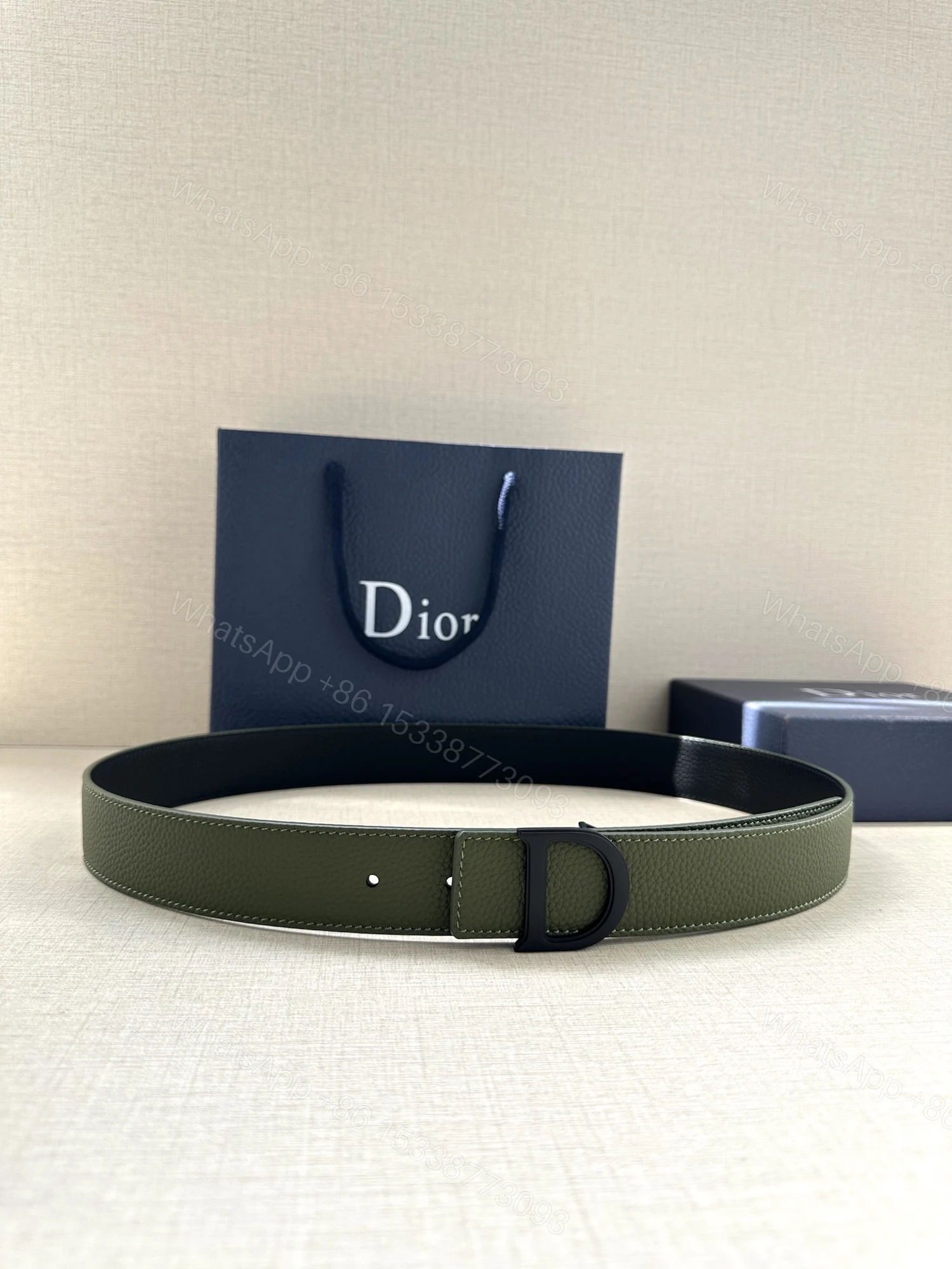 Dior 高仿男士皮帶 軍綠色荔枝皮 霧黑D釦潮流設計 — view 1