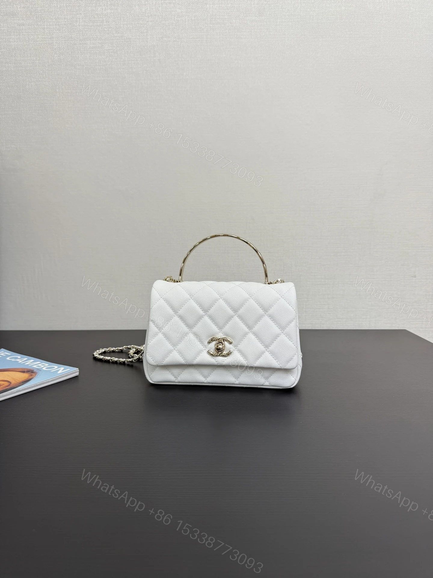 Chanel 高仿白色菱格手提鏈條包 氣質小香風設計 優雅百搭精品女包 — view 1