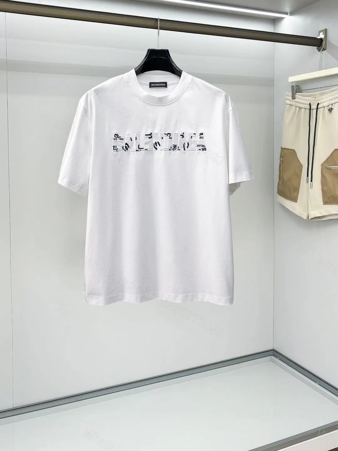 Balenciaga 高仿 男款短袖T恤 拼接Logo設計 潮流百搭款 — view 1