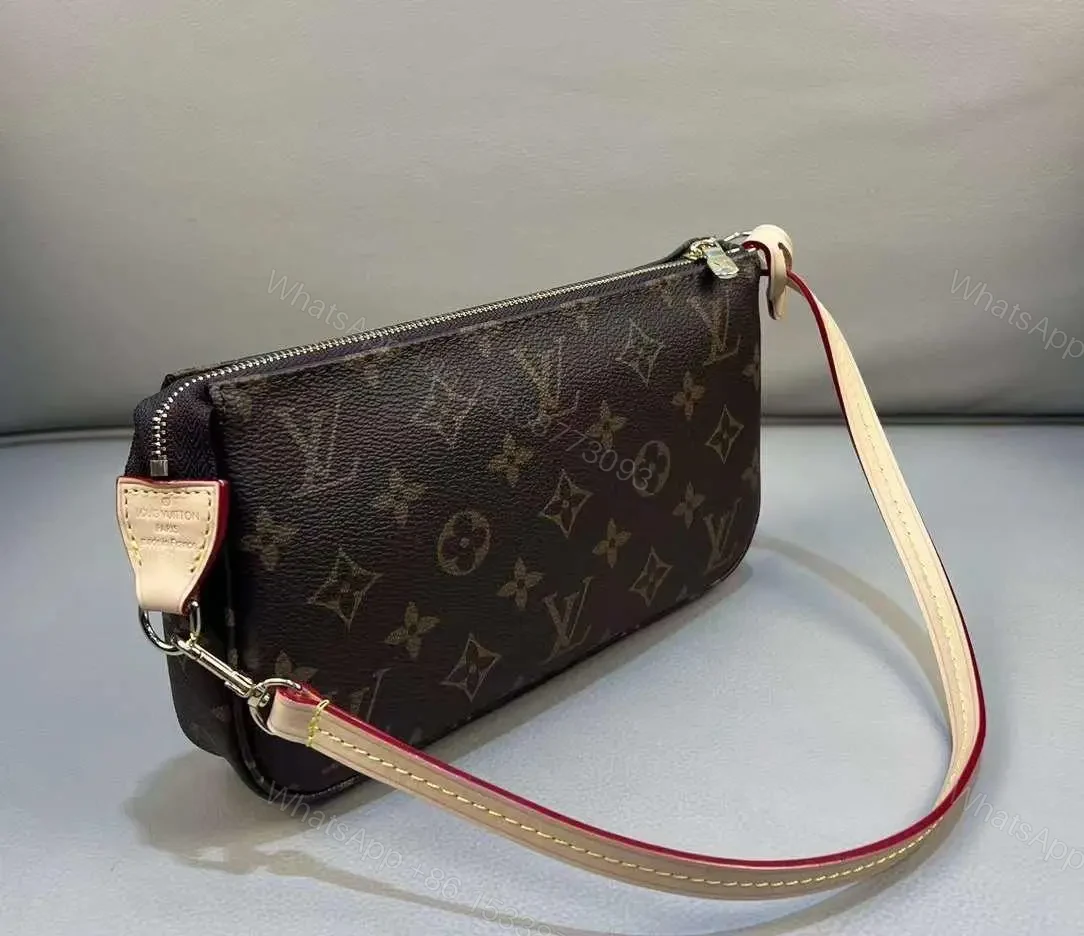 LOUIS VUITTON — view 1