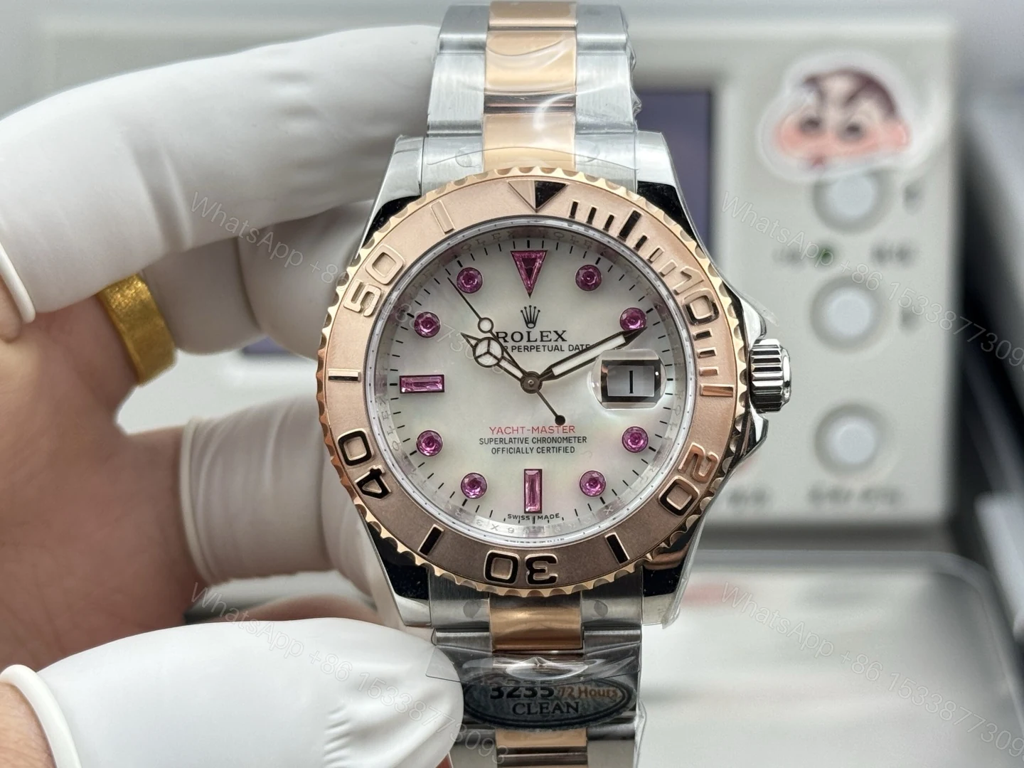 Rolex高仿 Yacht-Master 玫瑰金珍珠母贝粉钻女款机械腕表 — view 1