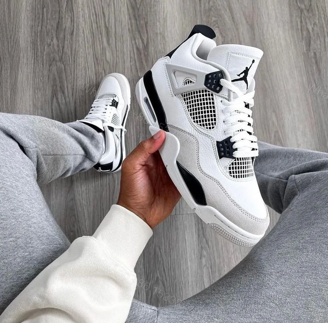 Air Jordan 4 Retro Military Black — view 1