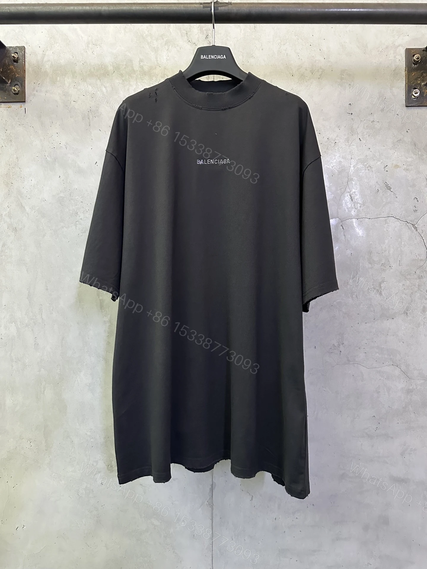 Balenciaga 高仿 男款BB字母Logo短袖T恤 潮流百搭款 — view 1