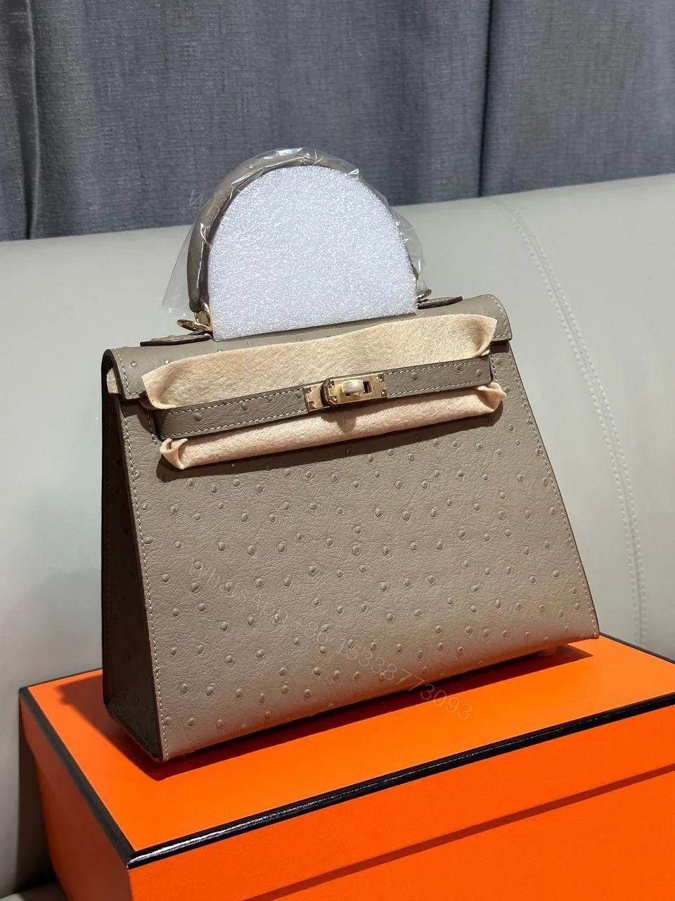 Design Ostrich Kelly II Sellier 25 – Dubai Fashion LUX — view 1