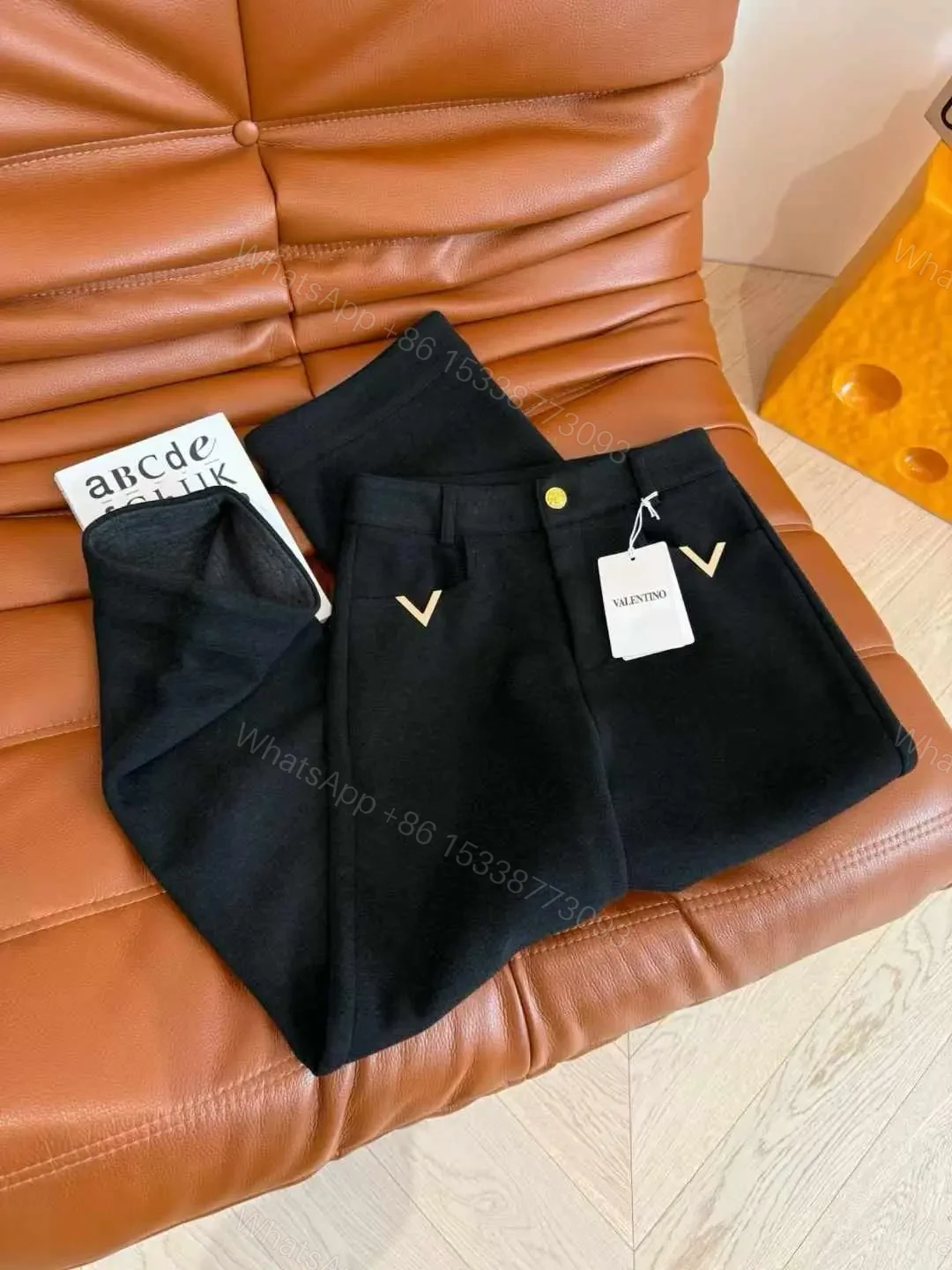 VALENTINO — view 1