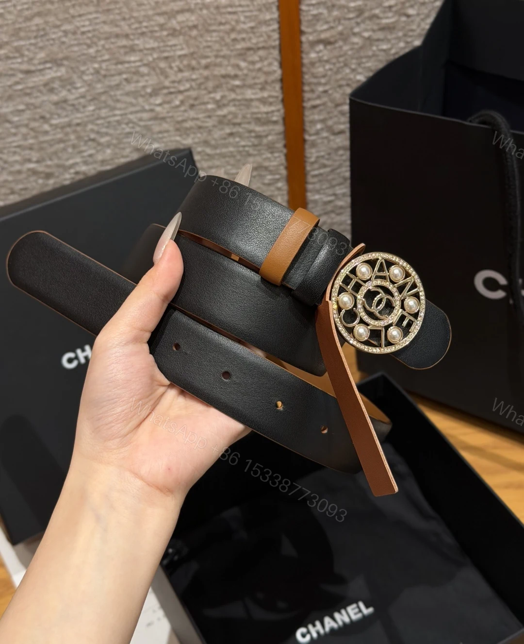 Chanel A貨 女款雙面牛皮珍珠雙C圓扣皮帶 黑棕雙色百搭腰帶 — view 1