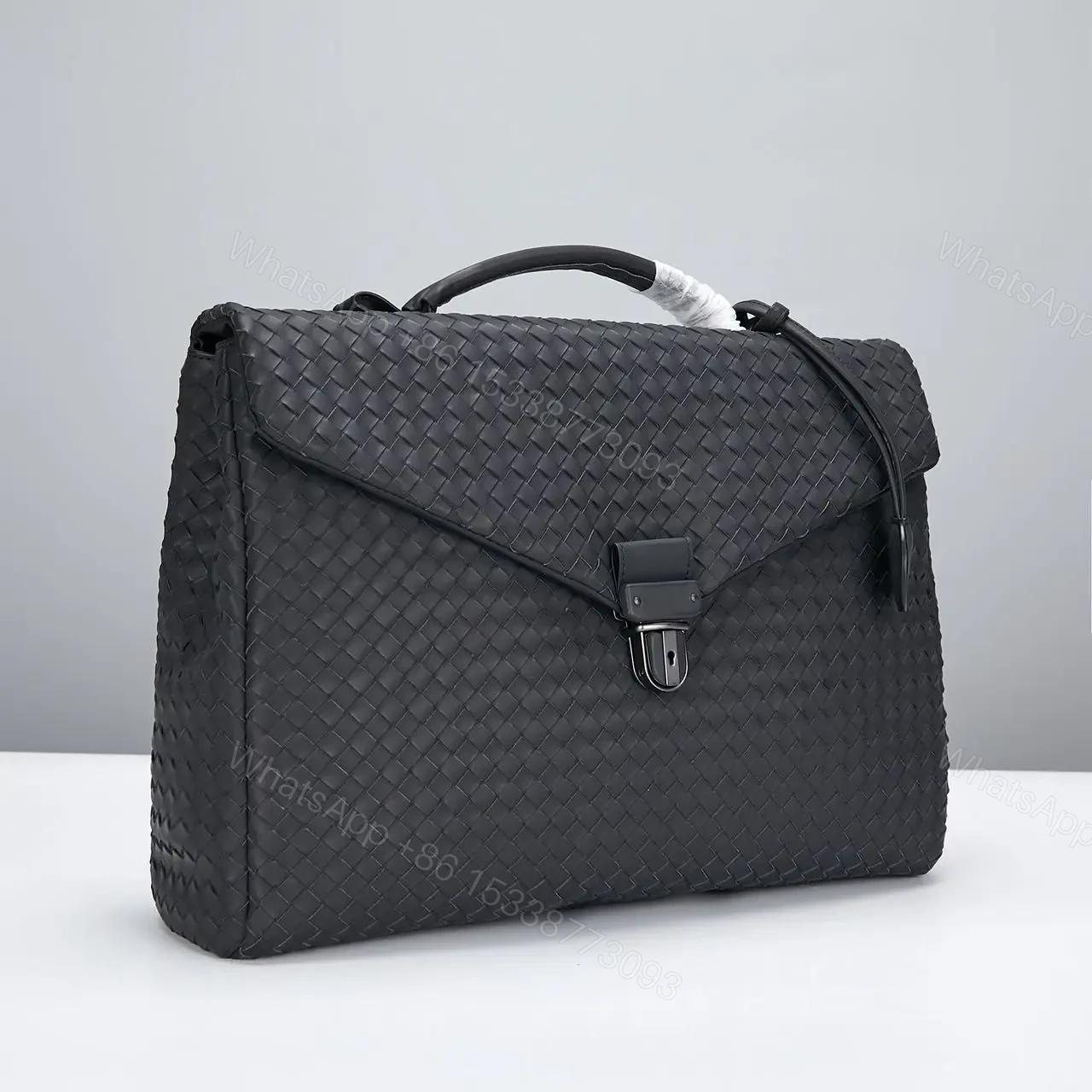 BOTTEGA — view 1