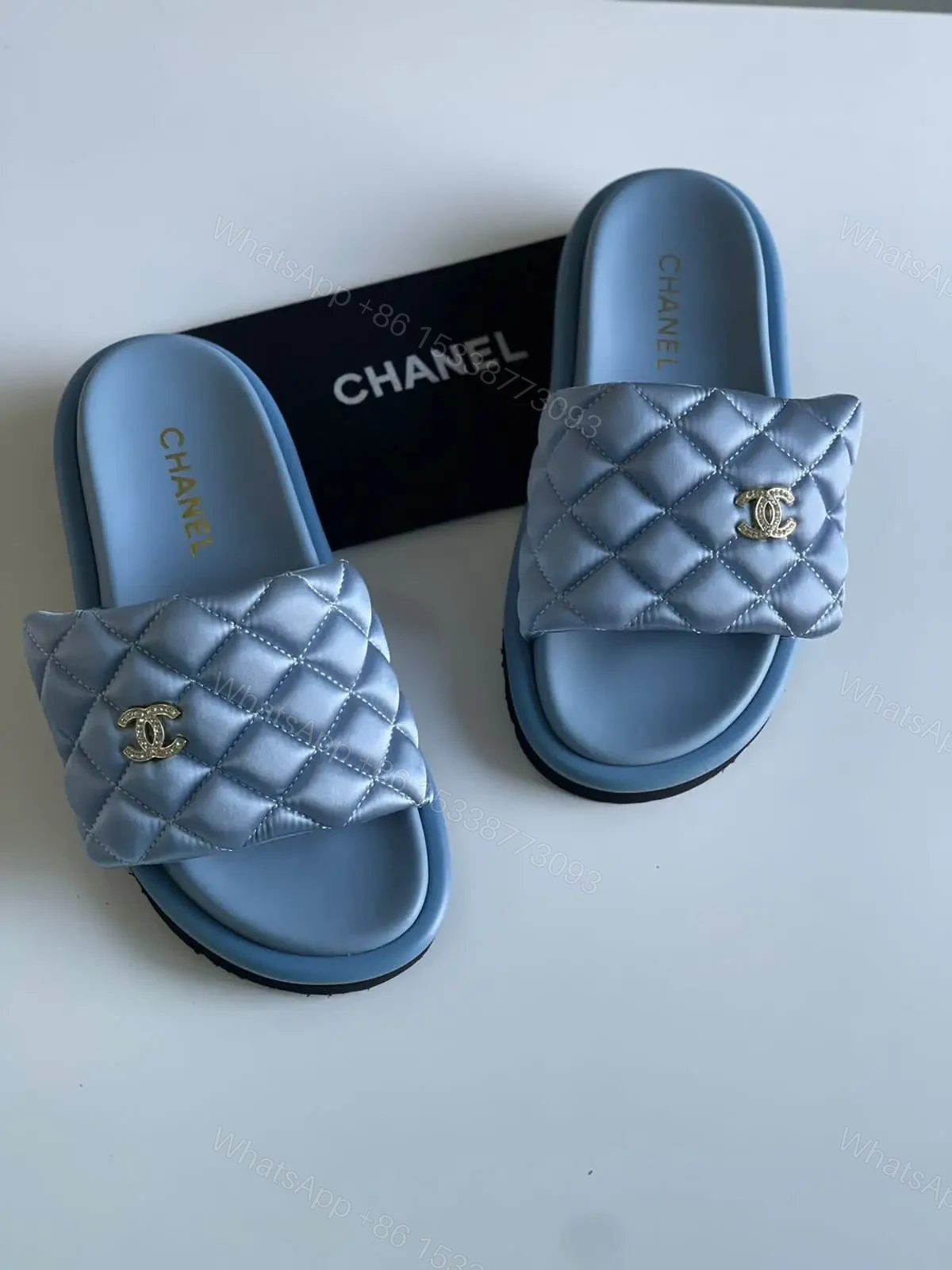 CHANEL — view 1