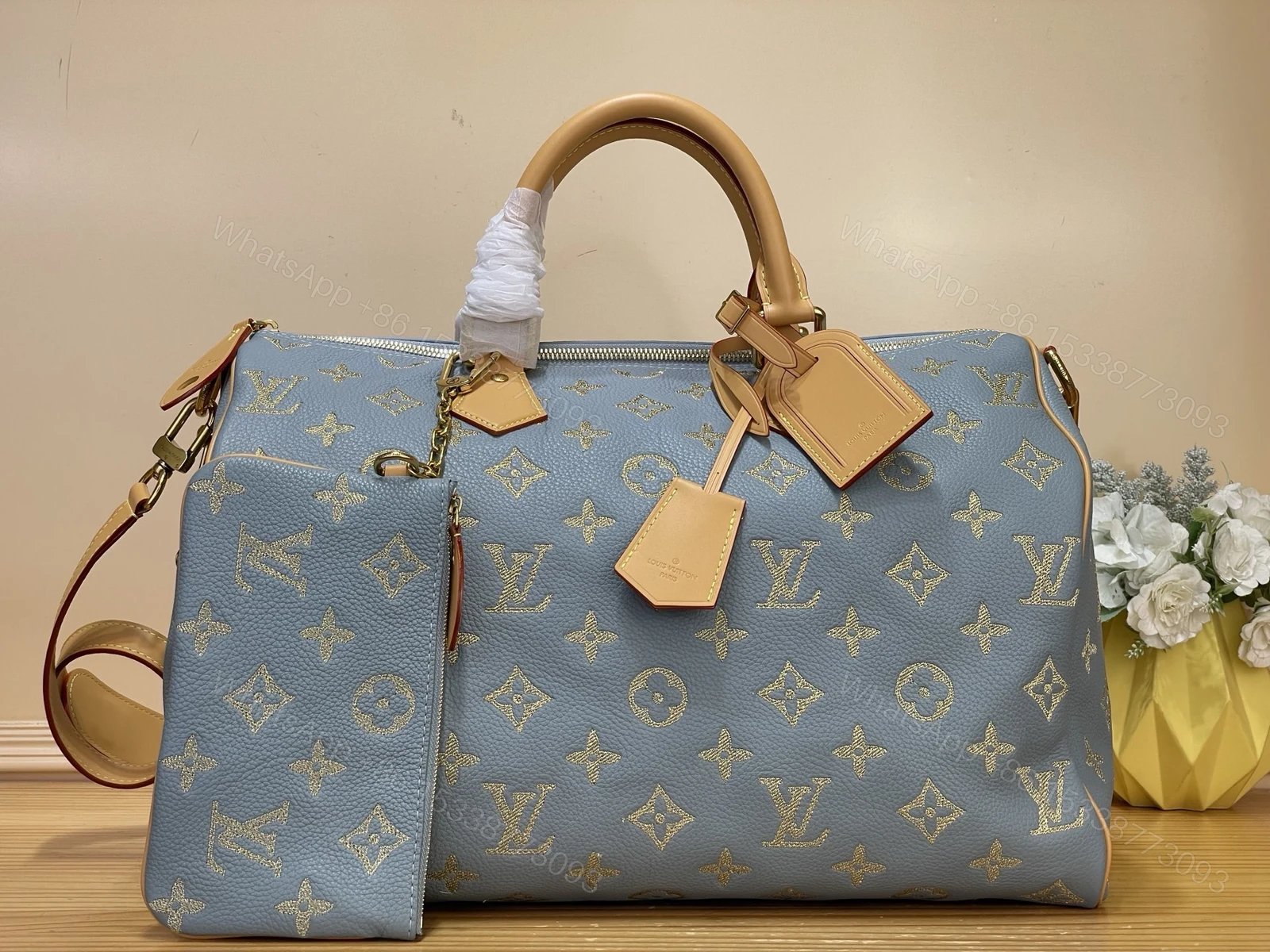 LV高仿藍色刺繡Monogram Speedy旅行包 手提斜背兩用包 — view 1