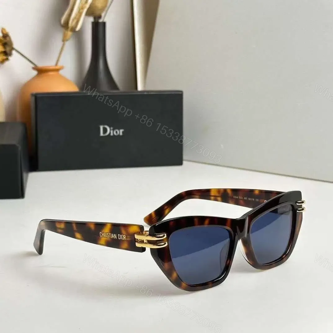 DIOR — view 1
