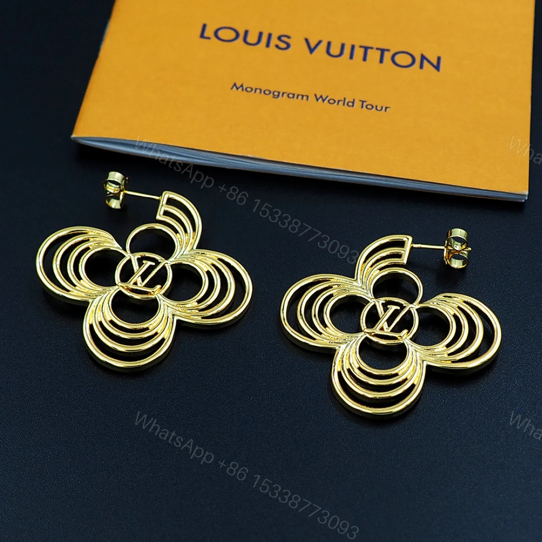 LV 原版四葉花瓣鏤空耳環 金色精品飾品 — view 1