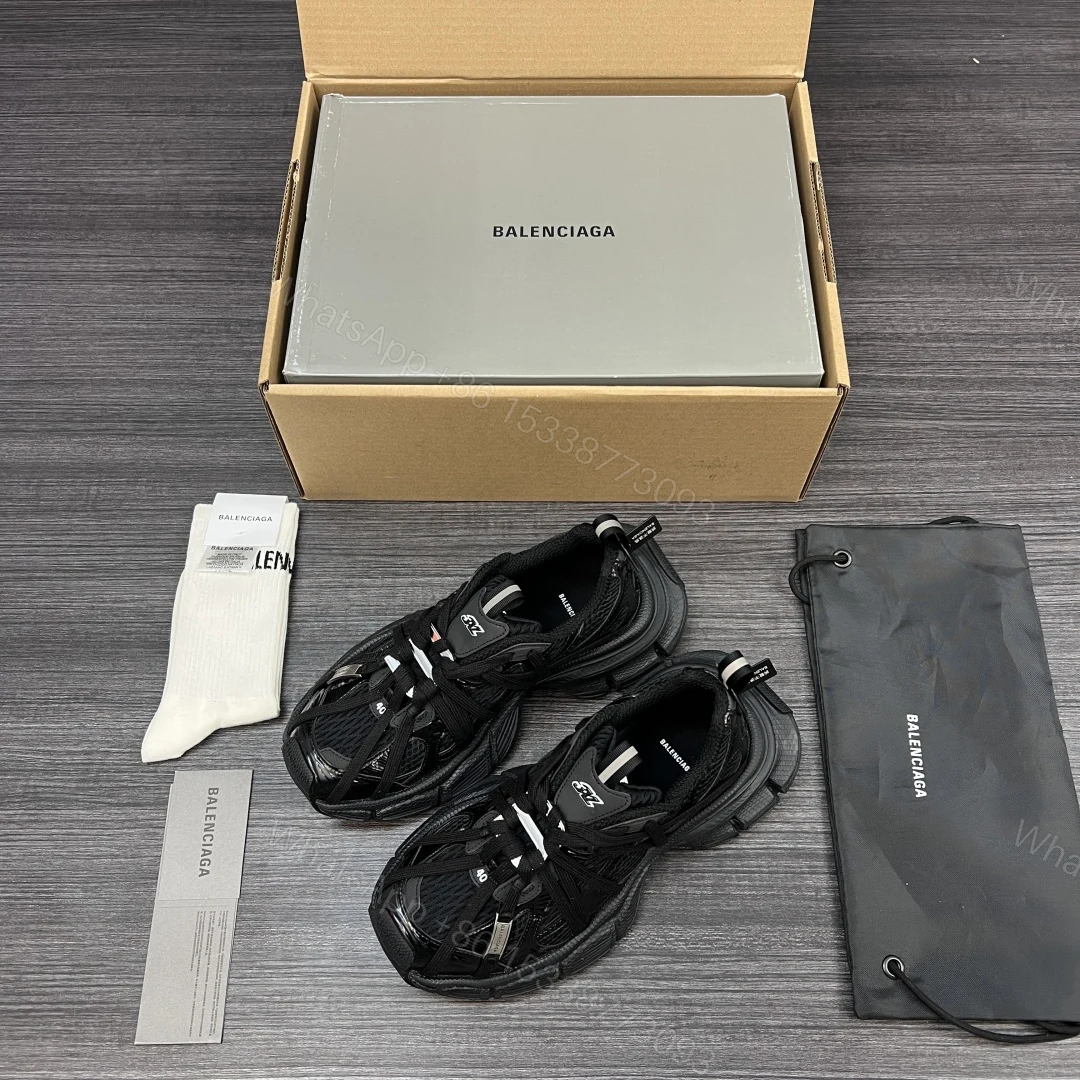 Balenciaga A貨全黑老爹鞋反光設計強化夜間辨識度 — view 1