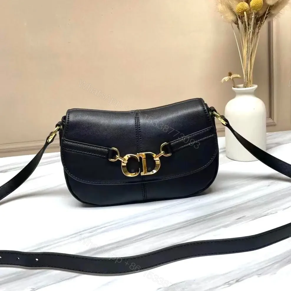 DIOR — view 1